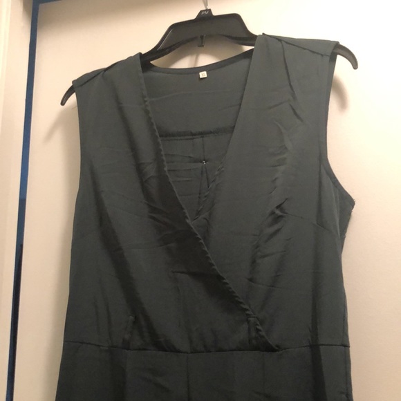 Romper - Picture 2 of 6